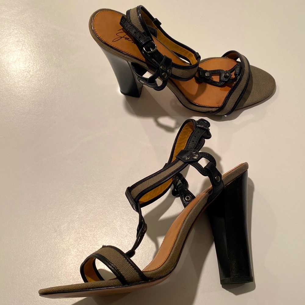 Badgley Mischka Mark & James Sandals